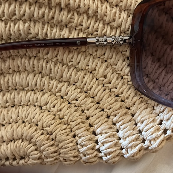 Stylish Brown Sunglasses Burberry - Picture 4 of 4